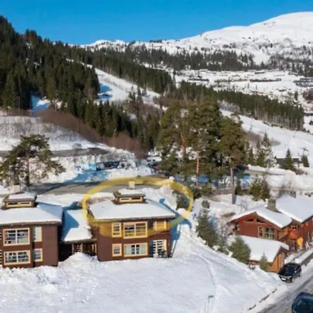 In Out Close To The Skiresort * Voss